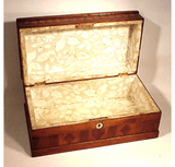 Antique sailor-made table box inlaid on all sides.